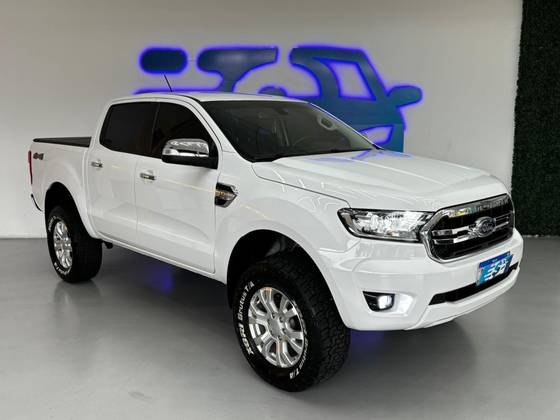 FORD RANGER 3.2 XLT 4X4 CD 20V DIESEL 4P AUTOMÁTICO FORD RANGER 3.2 XLT 4X4 CD 20V DIESEL 4P AUTOMÁTICO
